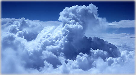 Tropical Clouds - click for next 3D-image