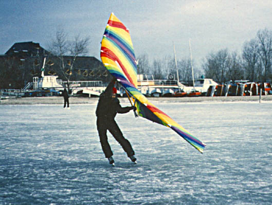 scate sailing with the Eisdrachen in strong winds - click to go to next image