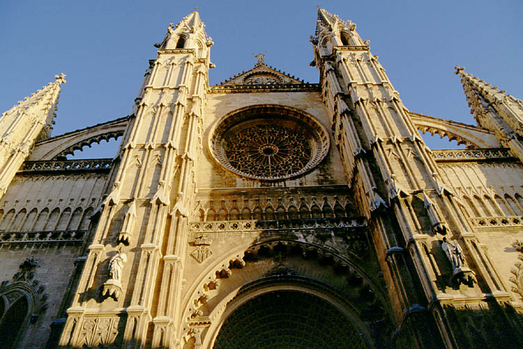 La Seu - cathedral of Palma de Mallorca - click to go to next image