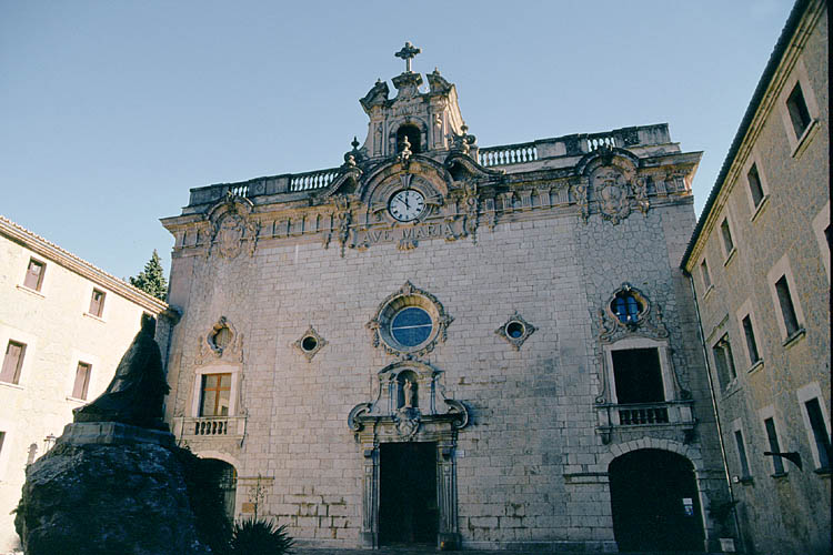 Monastir de Lluc - click to go to next image