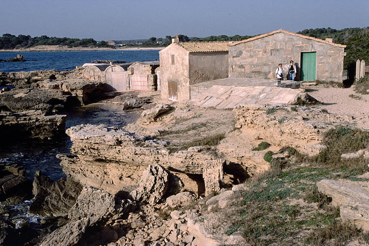 Boat-houses at Platja es Carbo - Sa Colonia de Sant Jordi - click to go to next image