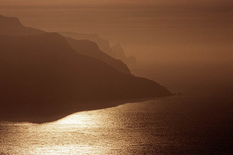 Dusk over the Serra de Tramuntana - Son Marroig - click to go to next image