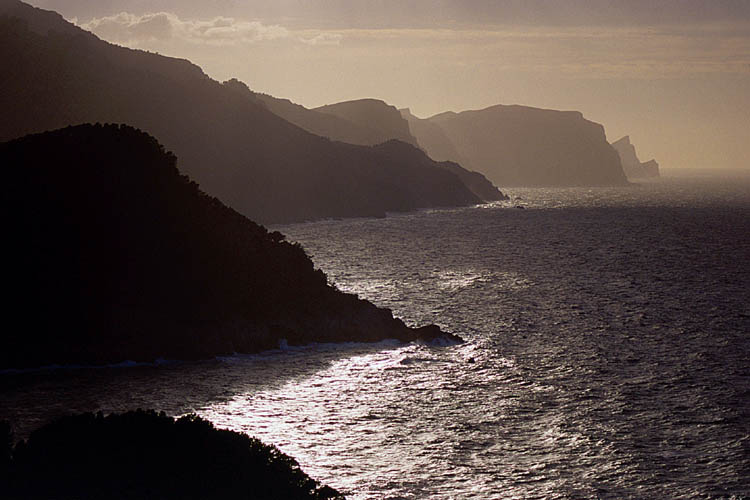 Windy weather at the Serra de Tramuntana - click to go to next image