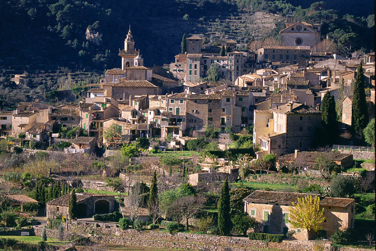 General view of Valldemossa - click to go to next image